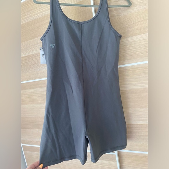 NWT TNA Romper - Picture 4 of 4